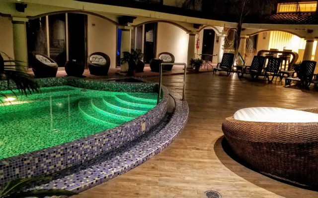 Cedros Inn Boutique Hotel