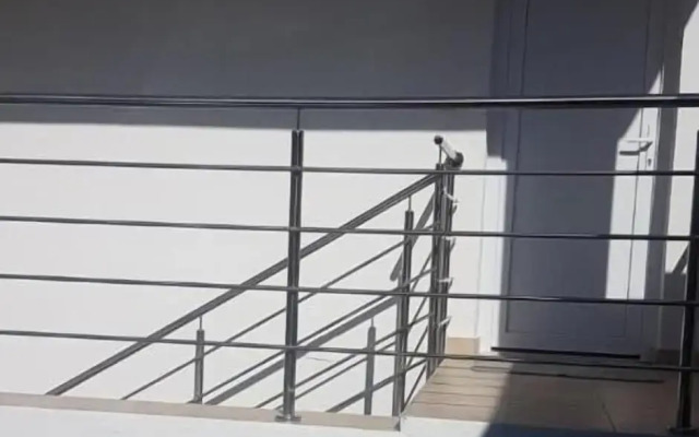 Marko Airport Rooms
