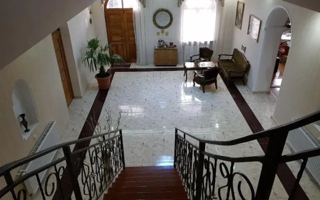 Max Hotel Gogi Alibegashvili