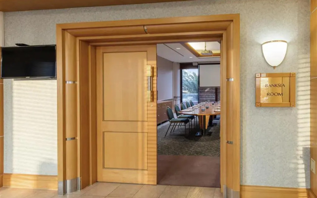 Oaks Gold Coast Hotel