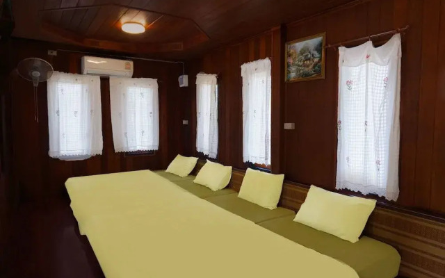 Ban Suan Suree Resort