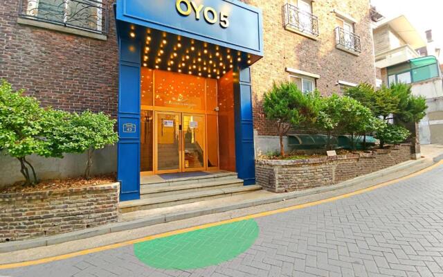 OYO Hostel Myeongdong 5