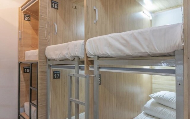 Капсульный хостел «Лаунж»