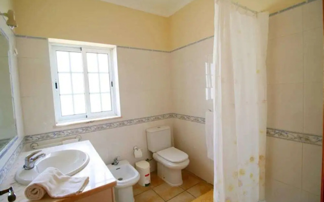 Villa In Albufeira, Portugal 101343