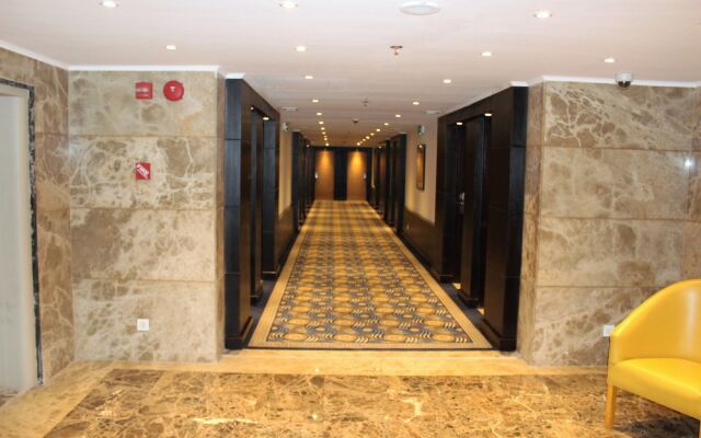 Cleopatra Hotel