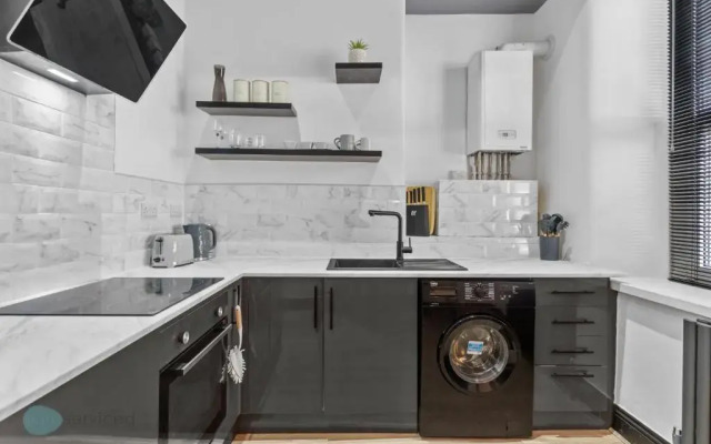 1 Bed- Holyrood Retreat