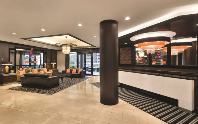 Coast Victoria Hotel & Marina by APA