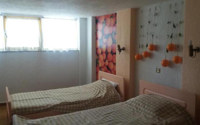 Eleni Studios