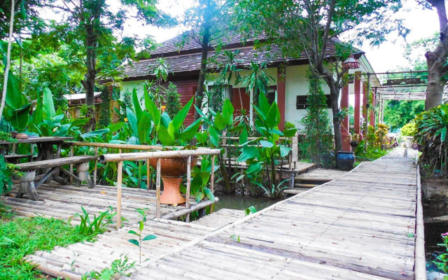 Palm Spa Village
