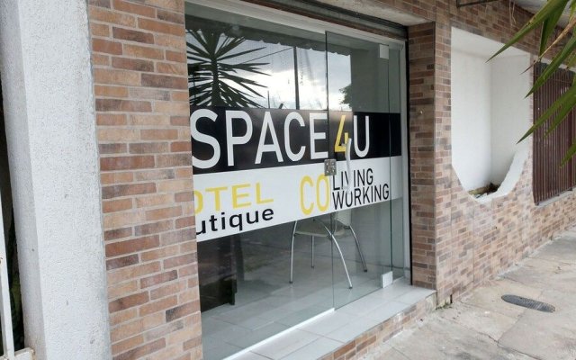 Hotel Space 4 U - Aeroporto Curitiba