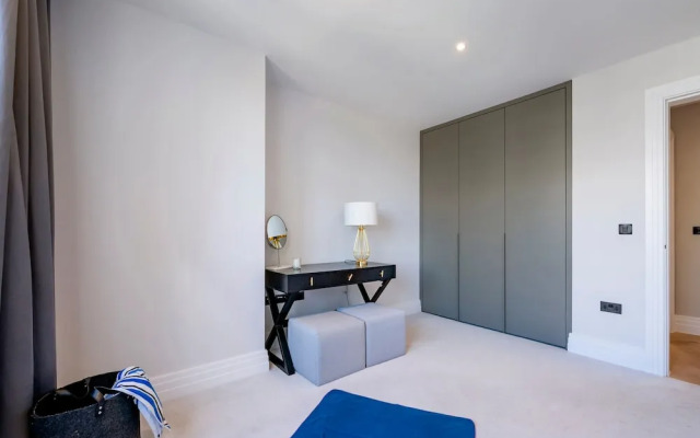 Regents Park Penthouse