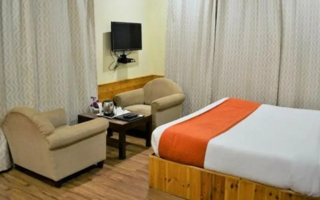 Gezellig Inn - Vardhan Hills