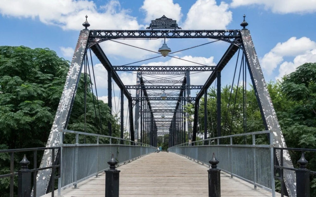 Faust St Retreat DT 306