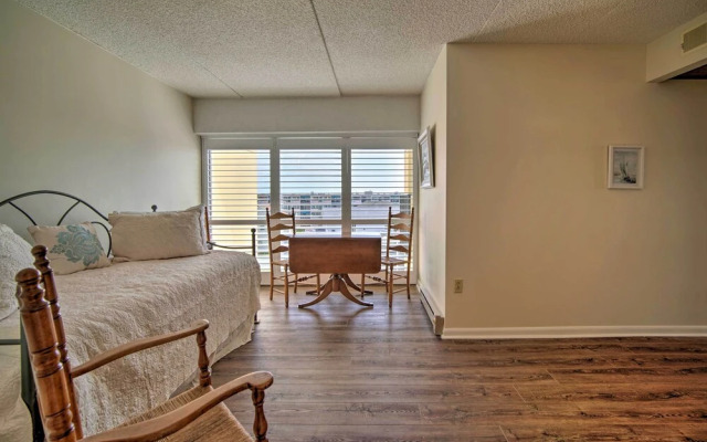 Welcoming Brigantine Condo w/ Ocean Views!