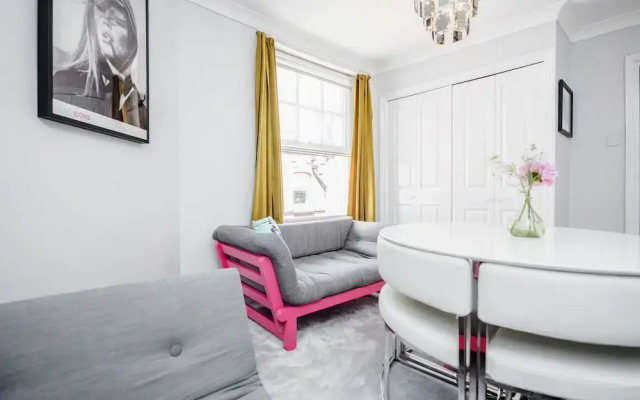 Stylish 1 Bedroom Flats Covent Garden