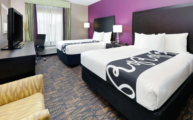La Quinta Inn & Suites by Wyndham Jourdanton - Pleasanton