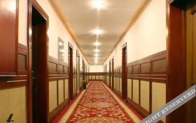 Shiji Fenghua Hotel