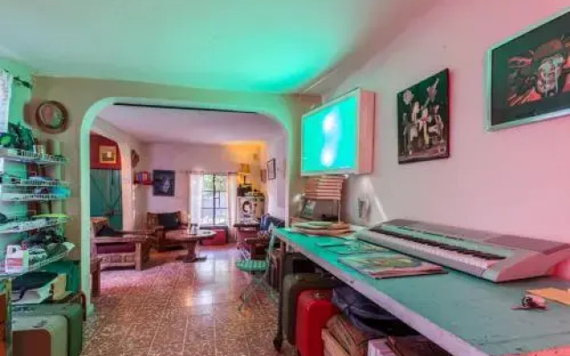 Art Cloud Guest House