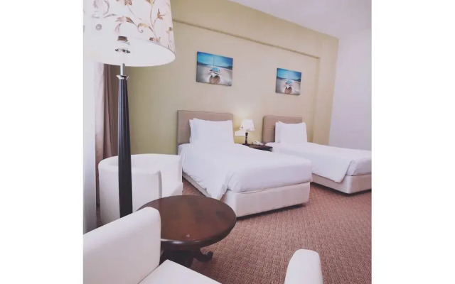 The Regency Waterfront Hotel