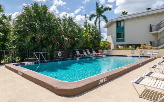 Bridgeport Condo 204