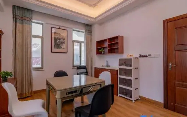 MeiZhou Island YueKeYunJi Hotel