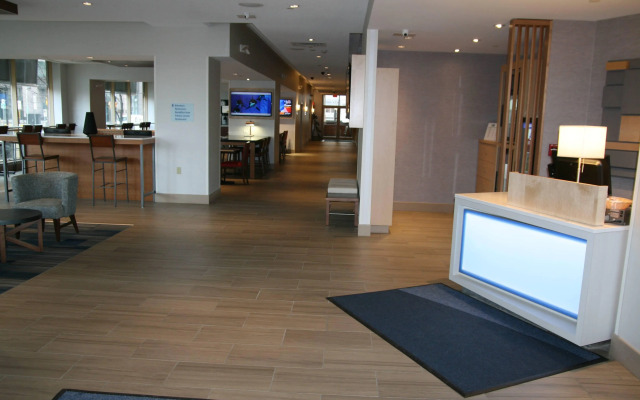 Holiday Inn Express & Suites Buffalo Downtown - Medical CTR by IHG