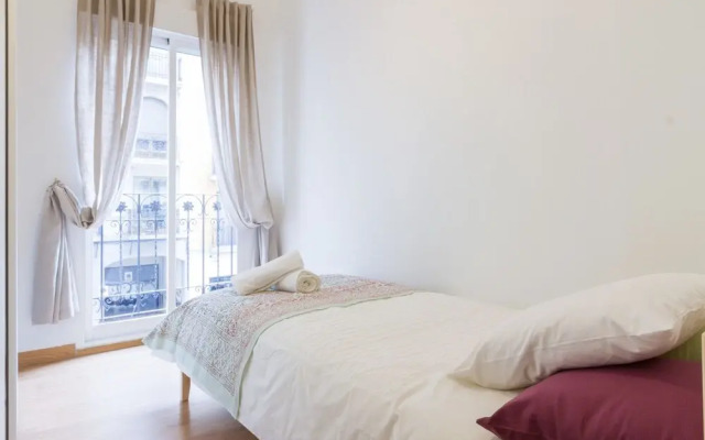 Room to Rent Plaza de España-Princesa