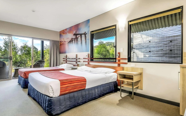 Kingfisher Bay Resort – Guest Rooms – Kingfisher Bay