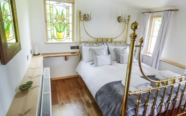 Caradon Lodge