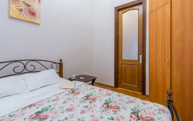 Апартаменты Welcome Home, Невский 72