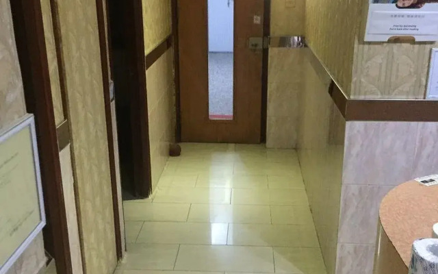 Royal Capital Hotel