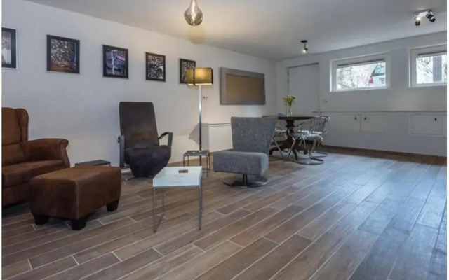 Villa Charlton nr.71