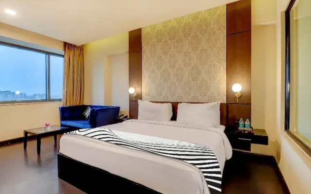 5 By Oyo Metropolitan