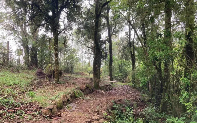 Recanto Alpinista com aventura a 350m das pedras