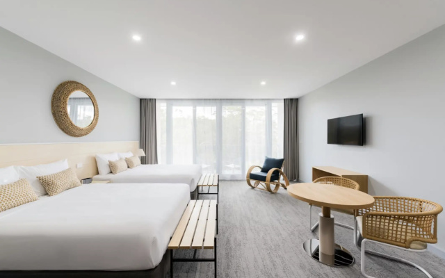 Abode Hotel Malua Bay – Guest Rooms – Malua Bay