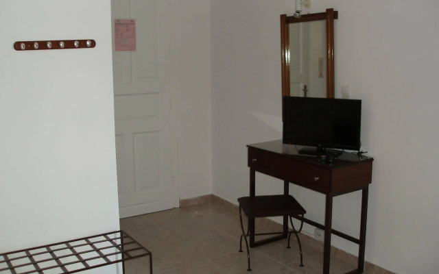 Helena's Apartments
