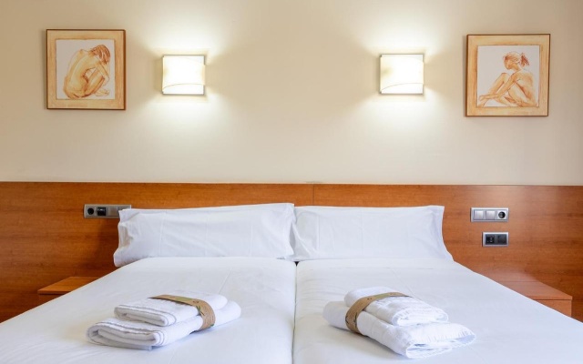 Hotel Zaravencia
