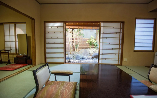 sakahijiri・gyokushoen