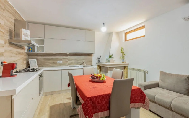 Apartment With Exclusive Swimming Pool