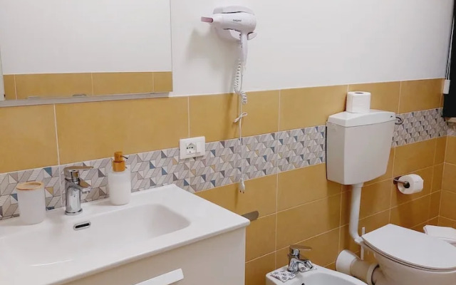 Un Passo Dal Porto