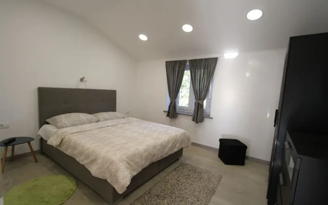 Villa Lenny