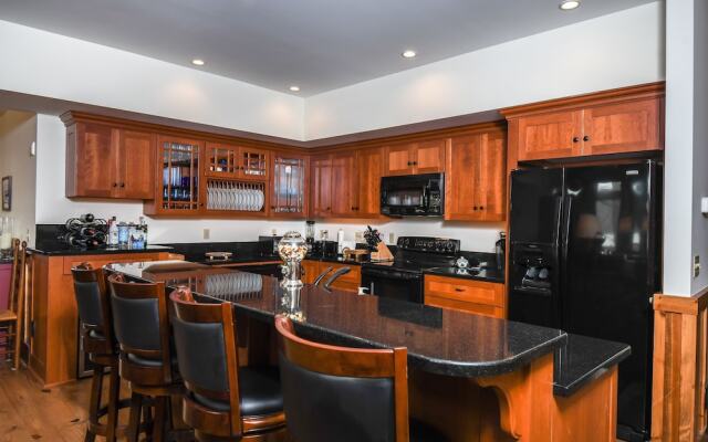 Skydance 5 Bedroom House