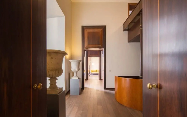Pantheon Luxury Palace With Terrace