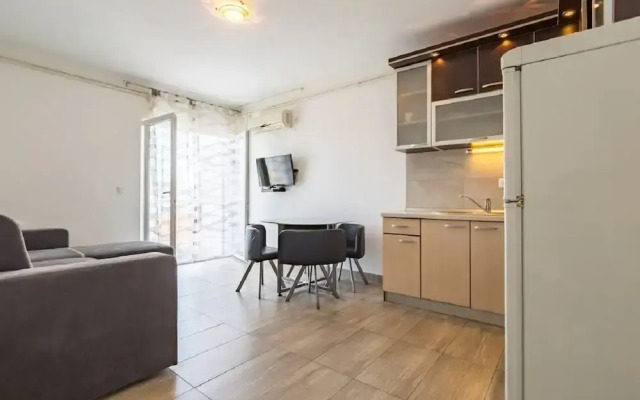 Petar - Great Location Close to the sea - A1 Donji