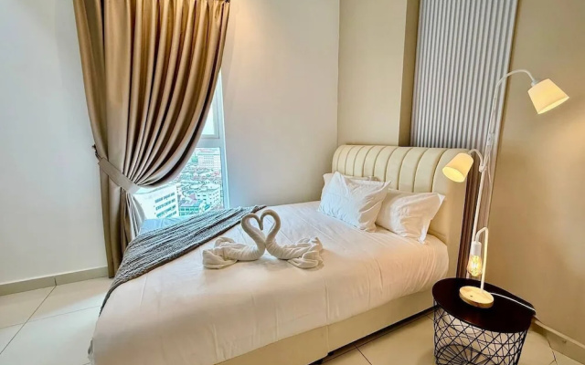 ICC Luxury Suites By Grab A Stay – Guest Rooms – Ipoh