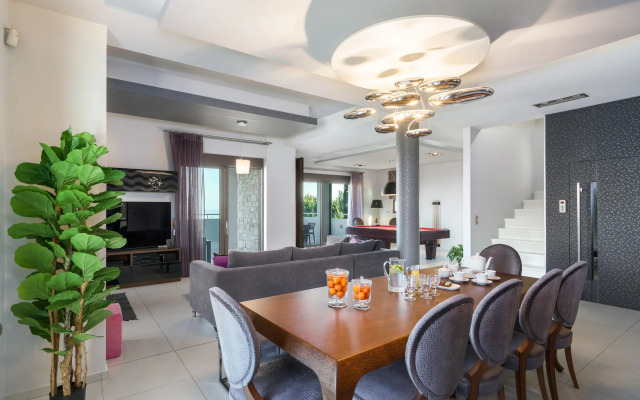 Oak Luxury Villa