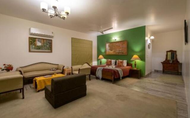 The Hideout by Vista Rooms