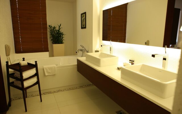 The Leela Ashtamudi, A Raviz Hotel