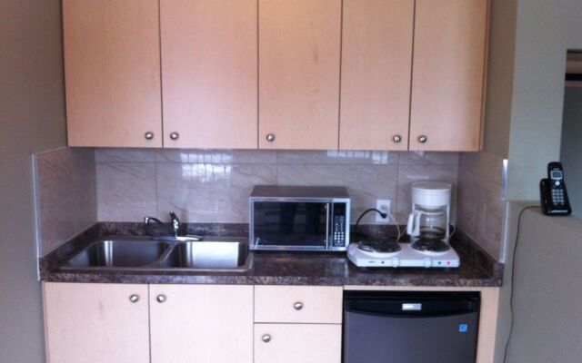 Peace River Inn & Suites