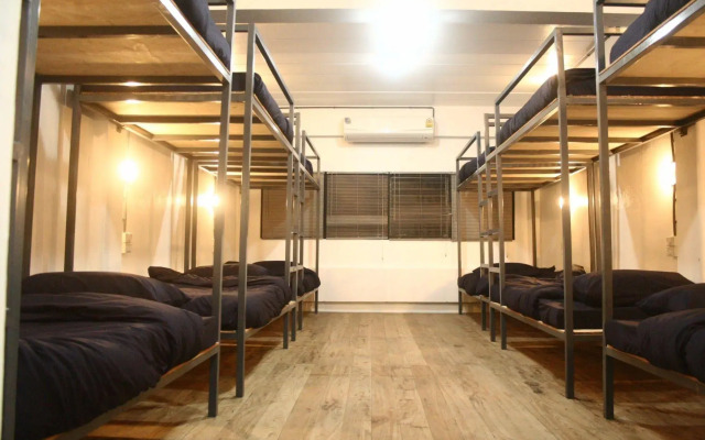 YoodYa Hostel